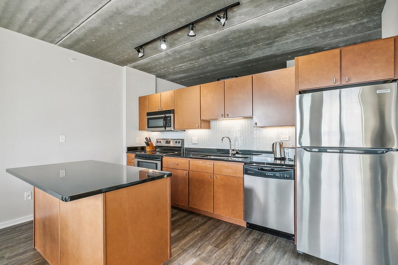 chicago-student-residence-kitchen