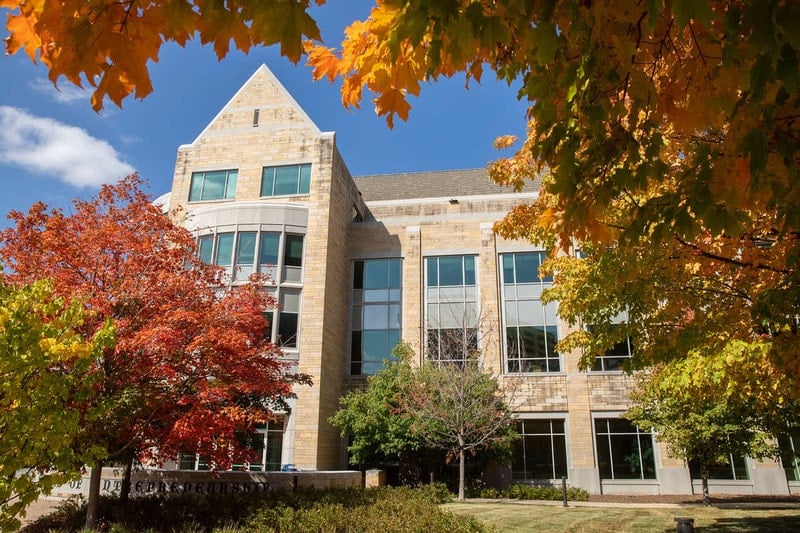 schulze-hall-minneapolis-campus-university-of-st-thomas-ust