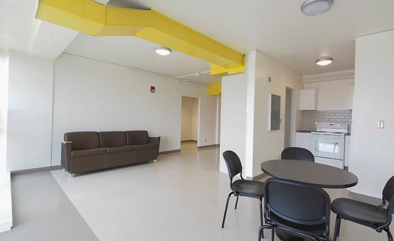 Scioto-Hall-lounge-area